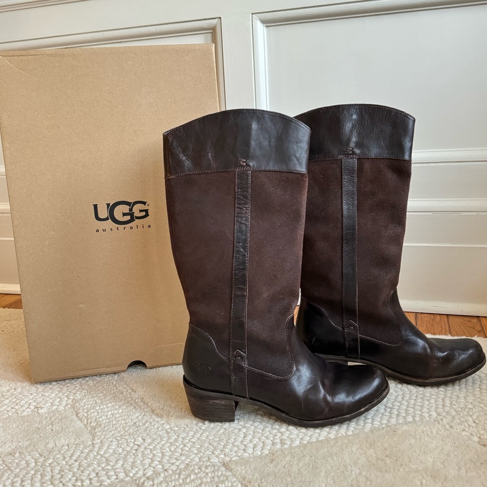 Authentic UGG Australia Cassis brown leather riding boot. Women's 8.5